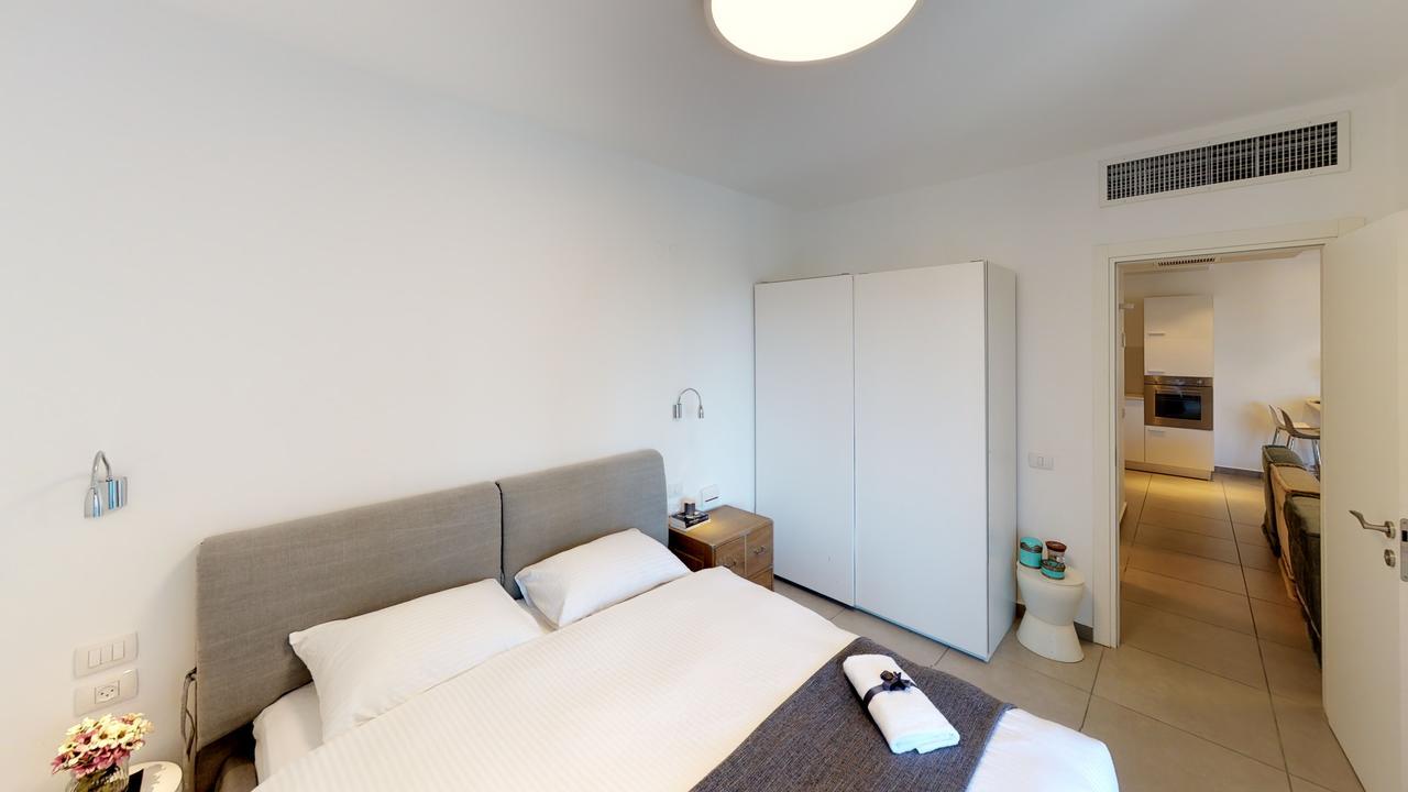 Apartament 1BD w/Balcony Near Rothchild by Sea N' Rent Tel Awiw Zewnętrze zdjęcie