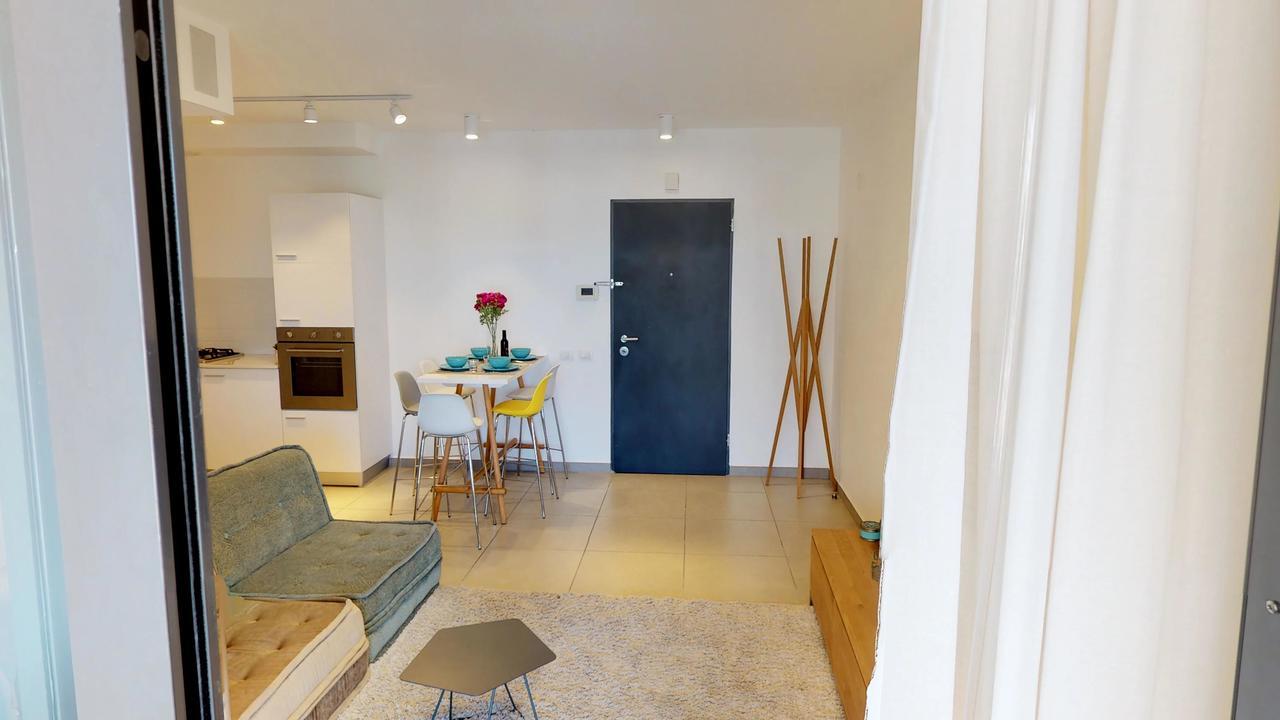 Apartament 1BD w/Balcony Near Rothchild by Sea N' Rent Tel Awiw Zewnętrze zdjęcie